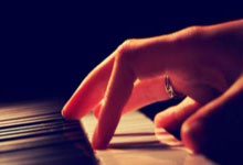 DOJ arrests 4 people, accusing them of planning to set off bombs around the Los Angeles area on New