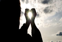 DOJ arrests 4 people, accusing them of planning to set off bombs around the Los Angeles area on New